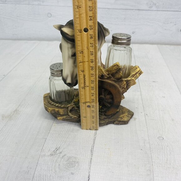 DWK 2010 Animal Gray Black Horse Resin Holder w Salt And Pepper Shaker Set 3 - Picture 10 of 15